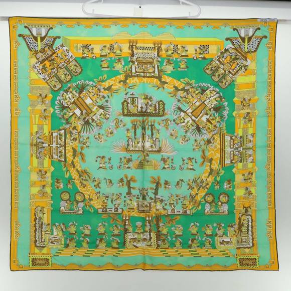 HERMES Carre 90 ASTRES et SOLEILS Scarf Silk Green Auth mr067 - Picture 15 of 16